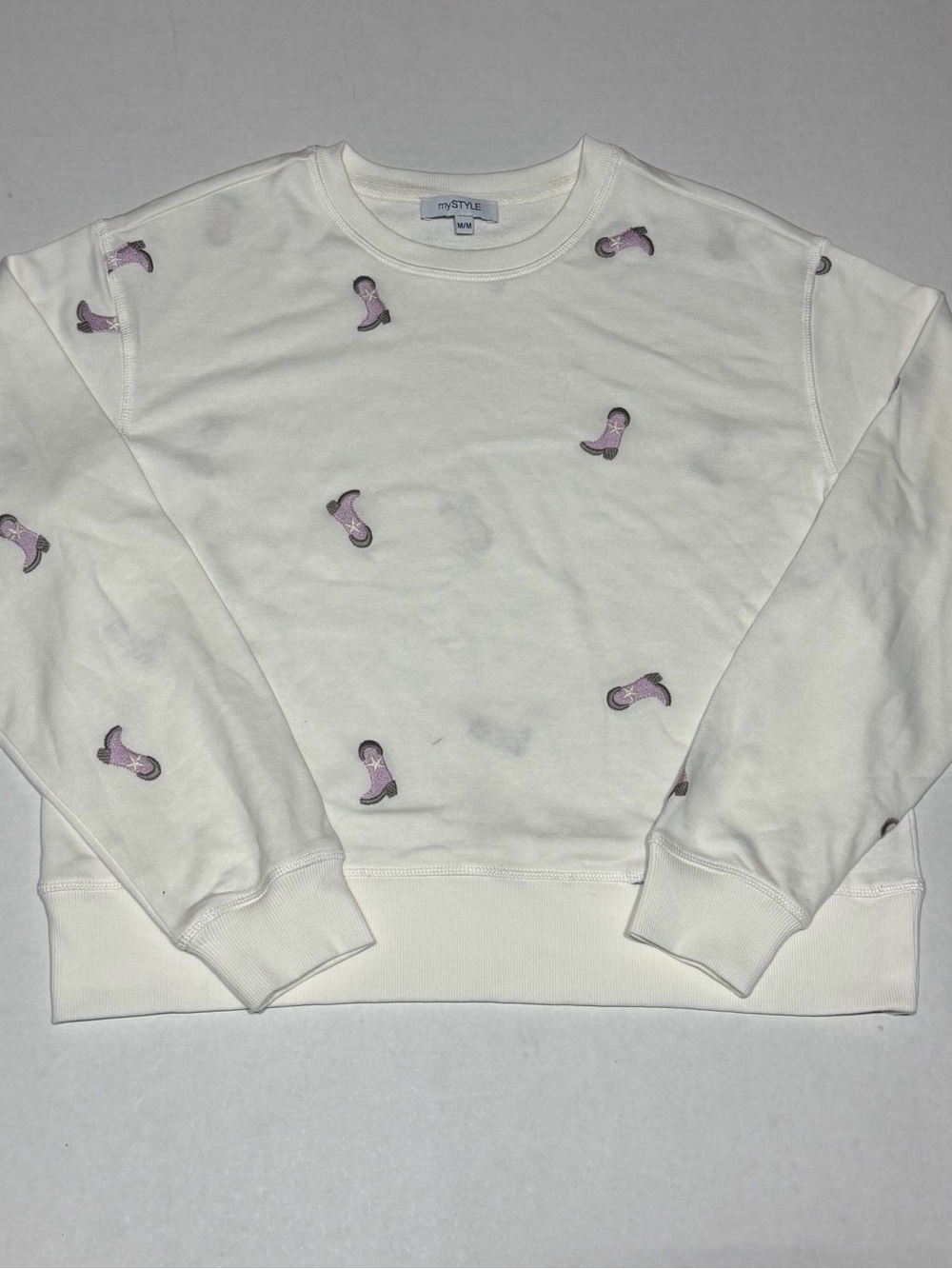mySTYLE Women's White Crewneck Sweater with Lavender Embroidered Cowboy Boots
